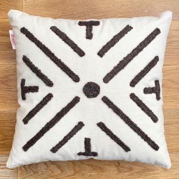 Husa de perna, Nabu Organic Woven Punch Pillow Cover, 43x43 cm, Bumbac, Maro