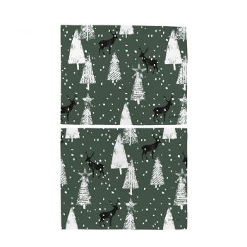 Suport pentru farfurii 2 buc. din material textil 35x45 cm cu model de Crăciun Deer in the Forest – Butter Kings