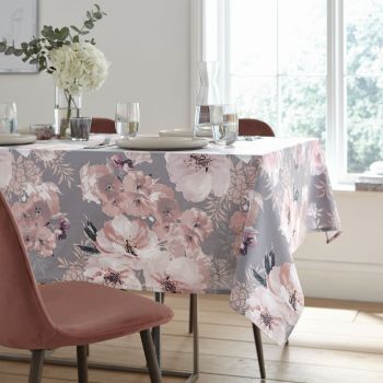 Față de masă din bumbac 137x178 cm Dramatic Floral – Catherine Lansfield