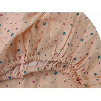 Cearceaf Lumea stelutelor colorate patut bebelus 60x120 cm cu elastic din bumbac