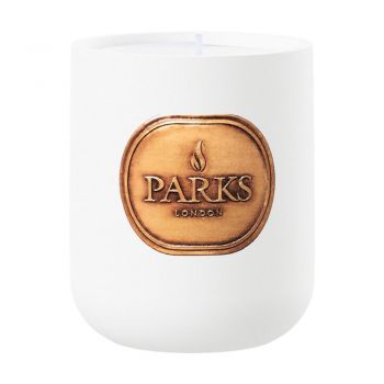 Lumânare parfumată Parks Candles London Velvet Tuberos, timp de ardere 69 h