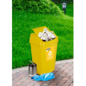 Cos de gunoi cu capac batant pentru reciclare Eco, 35L, 35x29x57 cm, plastic, galben ieftin