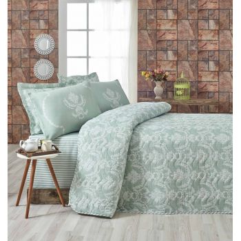 Set cuvertura de pat dubla matlasata, Eponj Home, Pure Water Green, 3 piese, 65% bumbac, 35% poliester, verde/alb