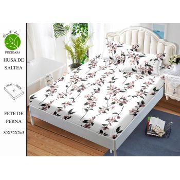 Husa de pat cu elastic 180x200 din Bumbac Finet + 2 Fete de Perna - Flori Roz Pal