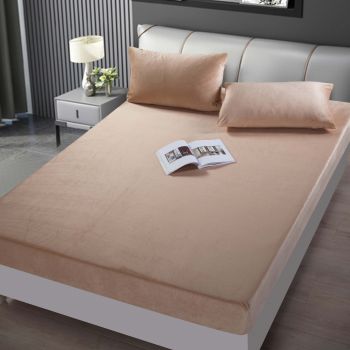 Husa de pat cu elastic + 2 fete de perna CATIFEA - Bej ieftin
